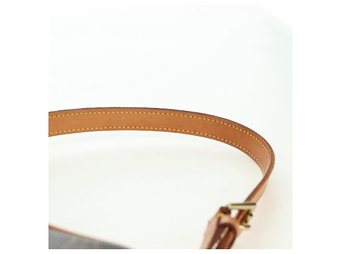 LOUIS VUITTON Monogram Pochette Croissant Shoulder Bag M51510 LV Auth 177650SAV Monogramma - vista 8