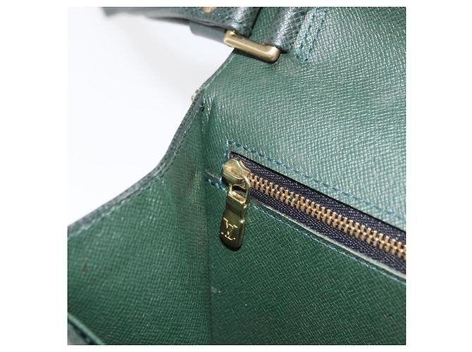 LOUIS VUITTON Pochette Kourad Taiga Clutch Bag Epicea M30194 LV Auth bs35052 - vista 22
