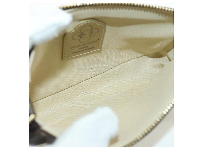 LOUIS VUITTON Vivienne Mini Pochette Accessoires Pochette M15328 LV Auth 171238SAM Monogramma - vista 11