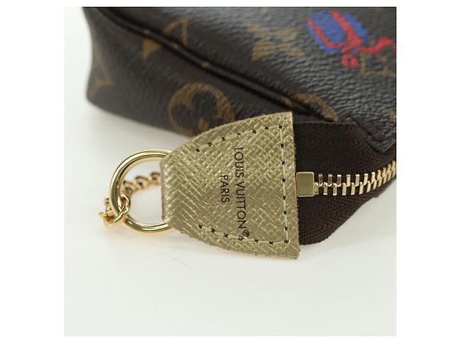 LOUIS VUITTON Vivienne Mini Pochette Accessoires Pochette M15328 LV Auth 171238SAM Monogramma - vista 22