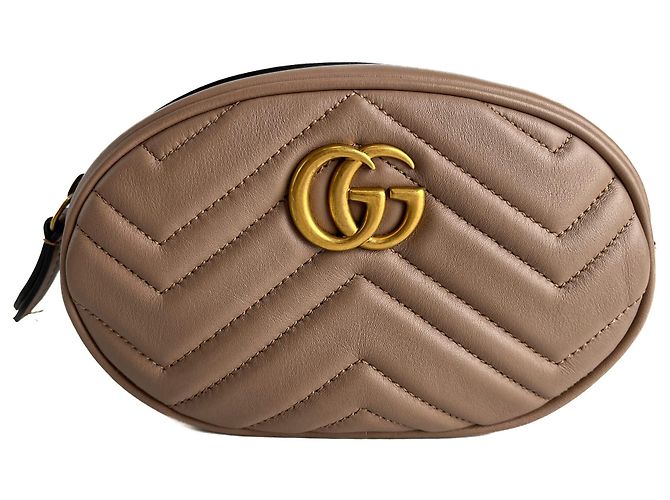 Gucci Bolsa de cintura camera em couro matelassê GG Marmont Bege escuro - vista 2