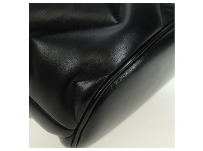 Zaino GUCCI GG Marmont in pelle nera e oro 777253 Auth BA12395SAV Nero D'oro - vista 16