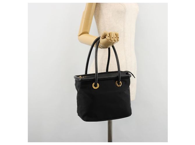 Céline Borsa a mano CELINE Circle Nylon Nero Oro Auth 178011A D'oro - vista 23
