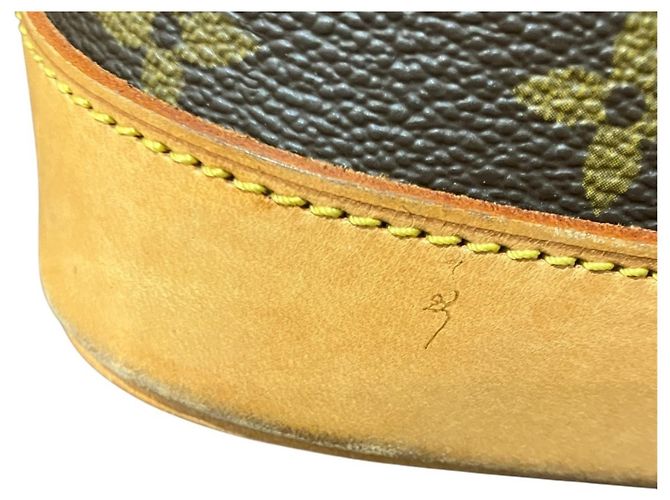Louis Vuitton Alma Handtasche Braun - Ansicht 9