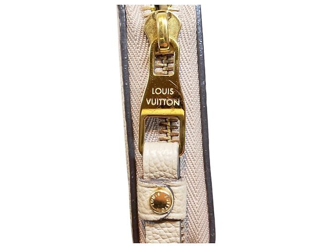 Louis Vuitton Zippy Wallet aus Monogram Empreinte Leder - Ansicht 9