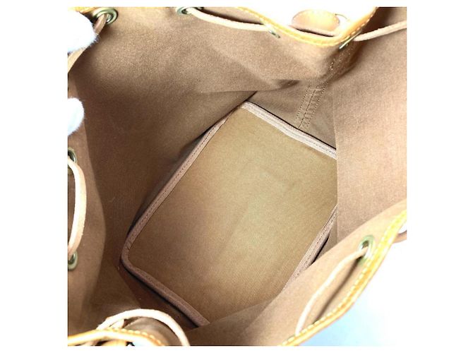 Noe Borsa a Spalla Louis Vuitton Petit Noé Marrone - vista 6