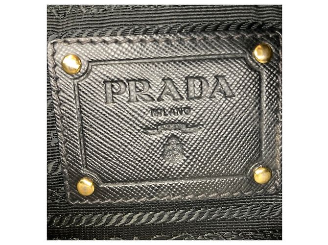 Prada Nylon Schultertasche Schwarz - Ansicht 11