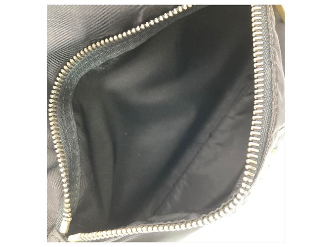 Prada Nylon Schultertasche Schwarz - Ansicht 8