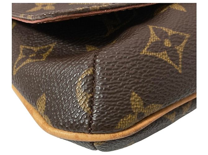 Borsa a Spalla Louis Vuitton Monogram Musette Tango Marrone - vista 6