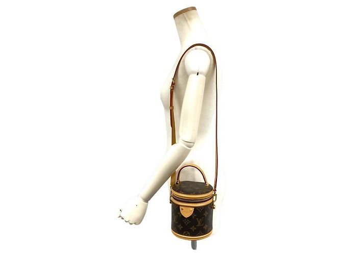 Borsa a Spalla Louis Vuitton Nano Cannes Marrone - vista 9