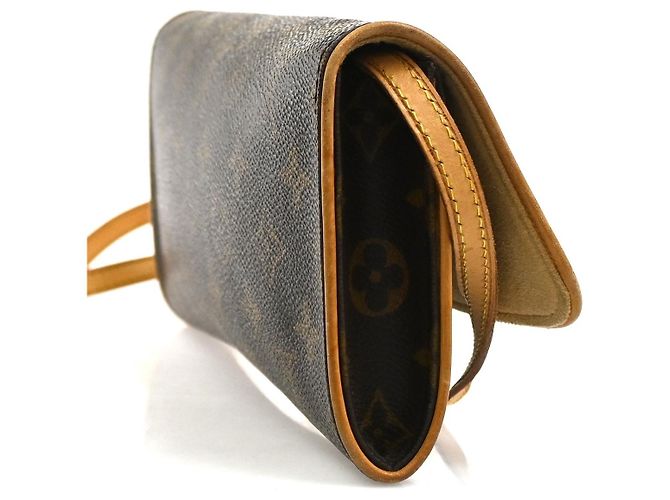 Louis Vuitton Twin Monogram Canvas GM Marrom - vista 4