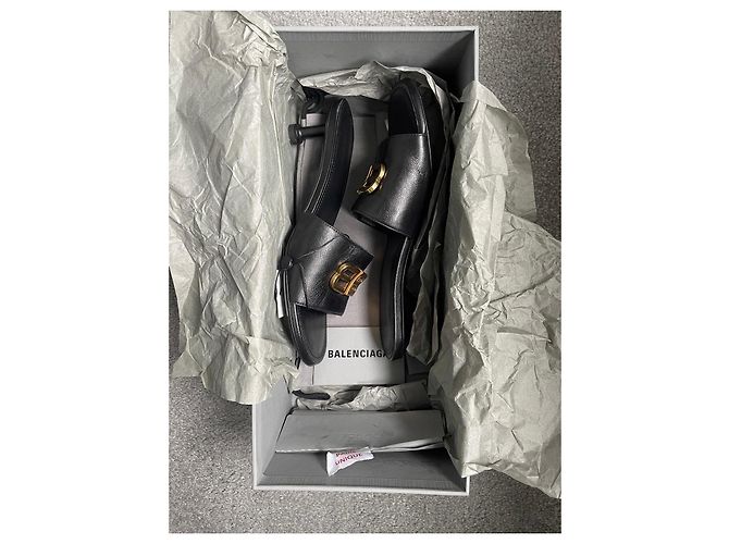 Balenciaga BB Sandali in Pelle Nera Nero - vista 5