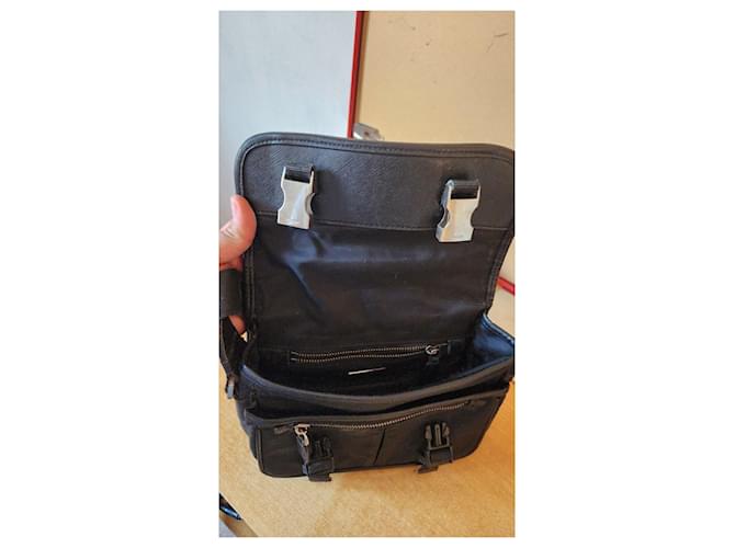 Prada Borsa a Tracolla in Nylon Nero e Pelle - vista 5