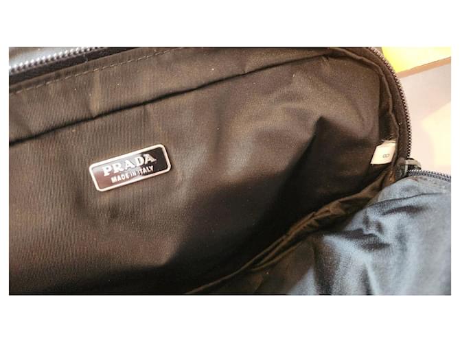 Prada Beauty case in nylon e pelle nero - vista 4