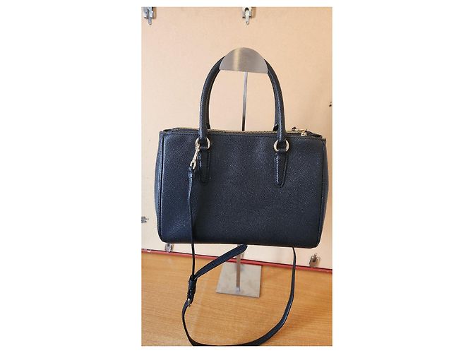 Coach Handtasche aus schwarzem genarbtem Leder - Ansicht 2