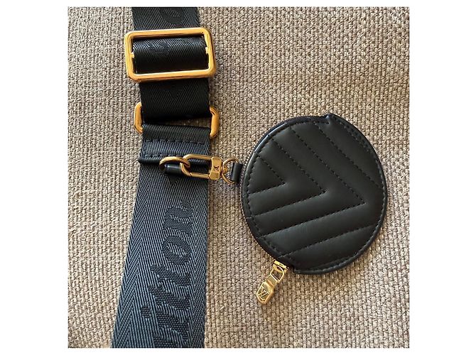 Multi Pochette Borsa a tracolla Louis Vuitton New Wave in pelle nera Nero - vista 2
