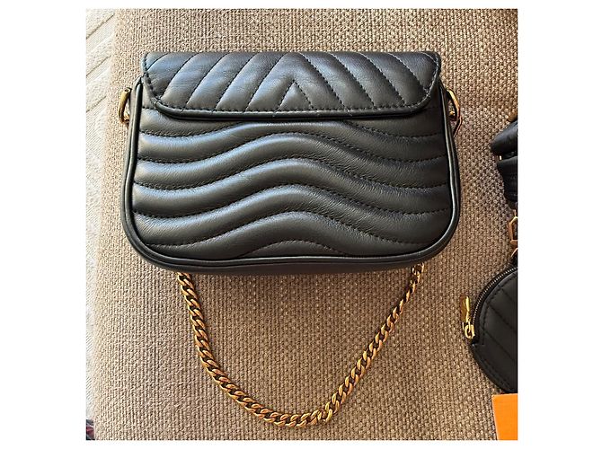 Multi Pochette Borsa a tracolla Louis Vuitton New Wave in pelle nera Nero - vista 3