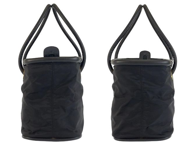 Céline Borsa Celine Vintage Circle Logo in nylon nero e pelle - vista 6