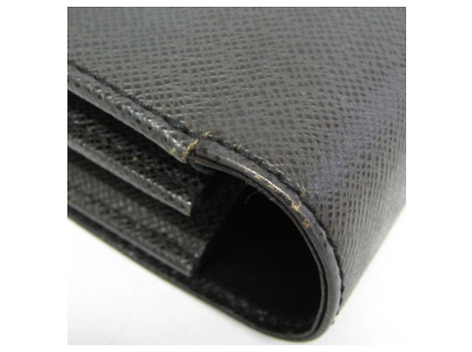 Valigetta da uomo Louis Vuitton Taiga Moscow M30032 Grigio - vista 10