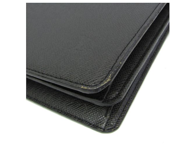 Valigetta da uomo Louis Vuitton Taiga Moscow M30032 Grigio - vista 6