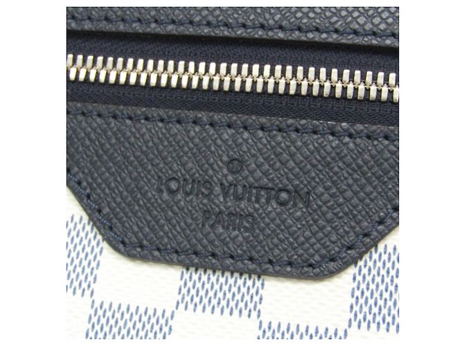 Borsa a tracolla Louis Vuitton Damier Coast Matchpoint Bianco Blu navy - vista 11