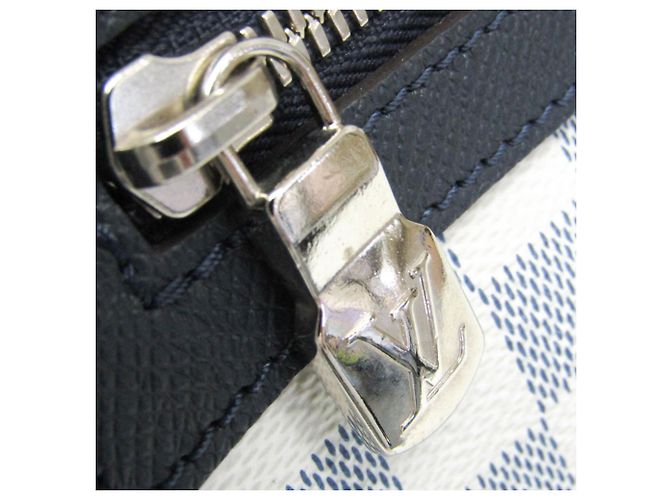 Borsa a tracolla Louis Vuitton Damier Coast Matchpoint Bianco Blu navy - vista 8