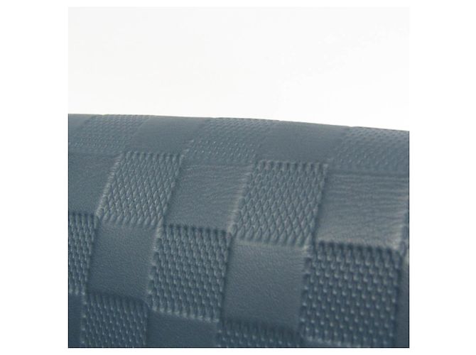Borsa a tracolla Louis Vuitton Damier Infini District PM N41035 Blu - vista 10