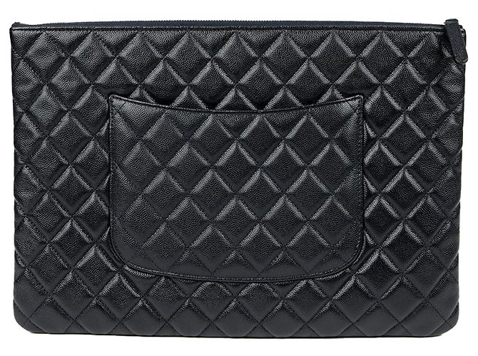 Chanel Clutch Classic Large in Pelle Caviar Blu - vista 4