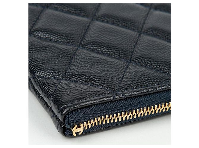 Chanel Clutch Classic Large in Pelle Caviar Blu - vista 8