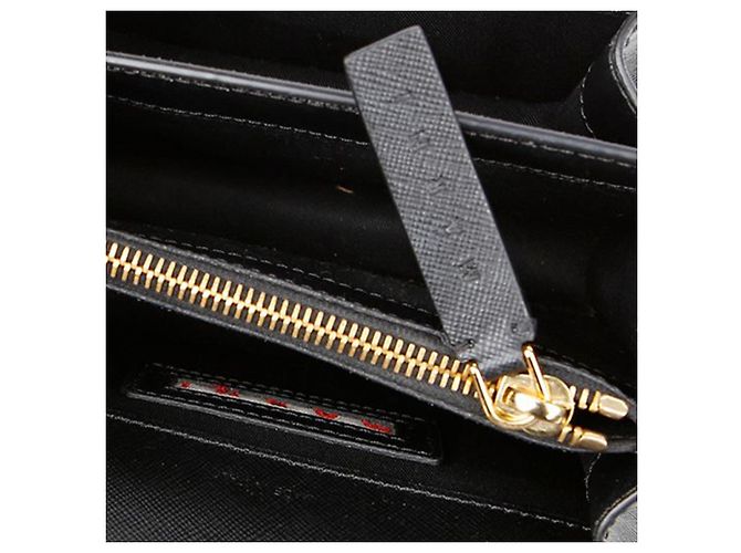 Marni Mini bolsa tiracolo crossbody estilo trunk Preto - vista 8