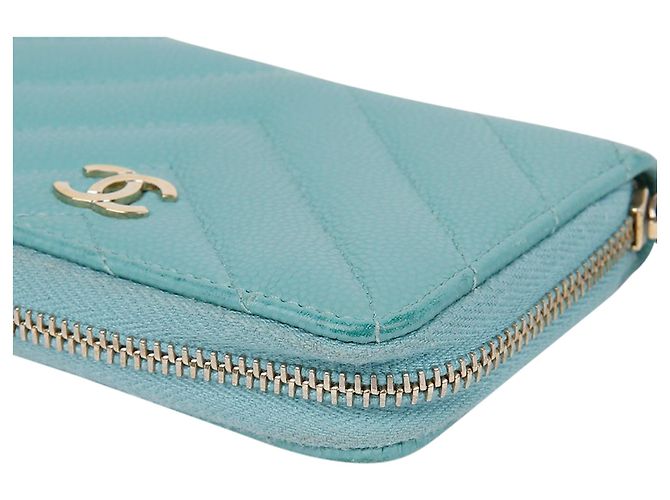 Chanel Portafoglio con zip classico in pelle Caviar Verde - vista 8
