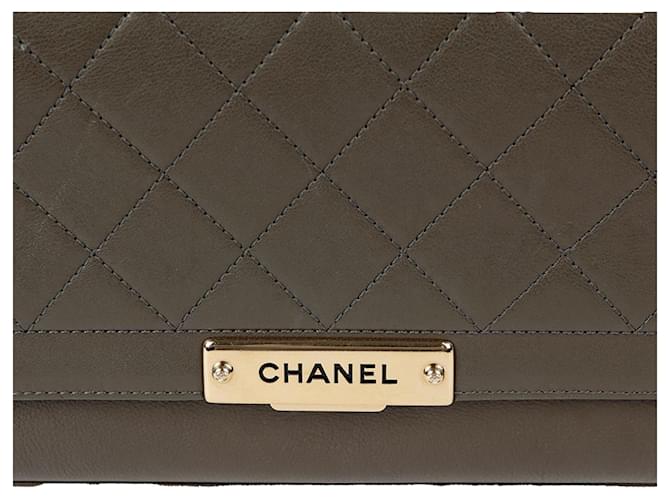 Chanel Borsa Tote a Spalla Label Click Medium Grigio - vista 3