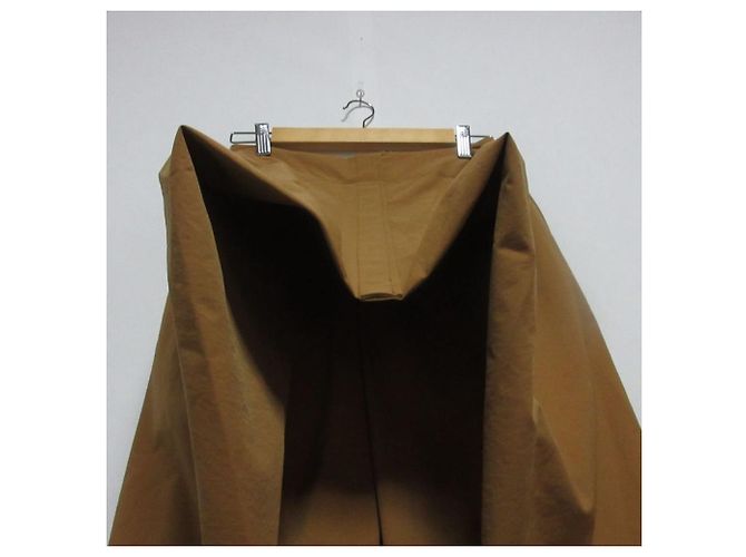 Pantalones anchos cortos elásticos ISSEY MIYAKE CANOPY Castaño Beige - vista 5
