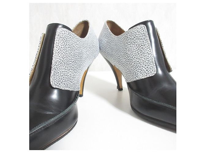 Autre Marque 3.1 Phillip Lim Pointed Toe Bicolor Booties Black White - view 5