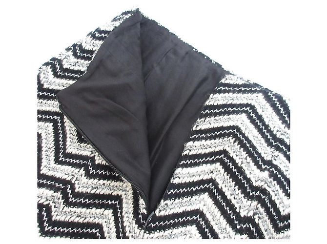 Timeless Falda de tweed Chanel Chevron Coco Mark Negro Plata Blanco - vista 5