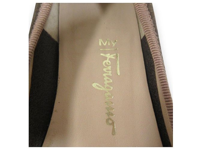 Décolleté a punta tonda Salvatore Ferragamo Marrone - vista 9
