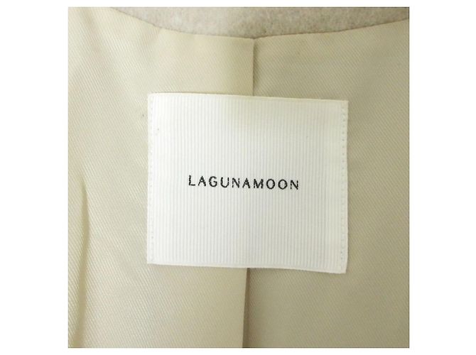 Autre Marque LAGUNAMOON Front Open Back Tack Volume Sleeve Wool Coat Beige - view 3
