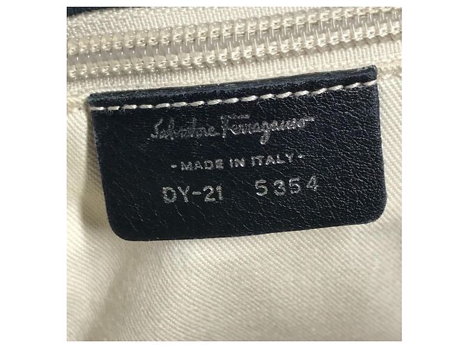 Borsa a tracolla Salvatore Ferragamo con logo Gancini Nero - vista 15