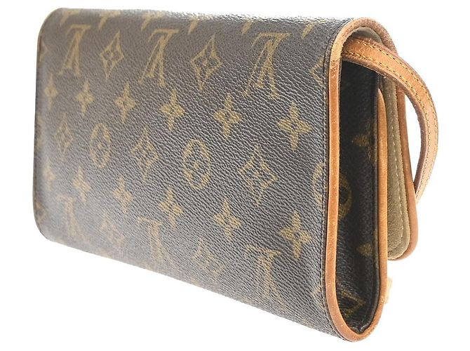 Louis Vuitton Twin Monogram Canvas GM Marrone - vista 4