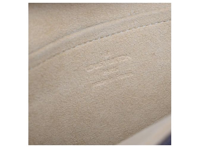 Louis Vuitton Twin Monogram Canvas GM Marrone - vista 6
