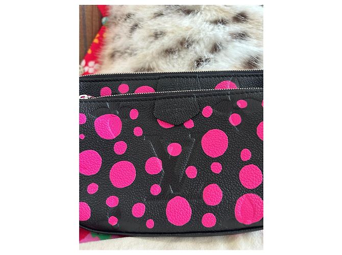 Multi Pochette Louis Vuitton x Yayoi Kusama Multi-Pochette Nero Rosa - vista 16