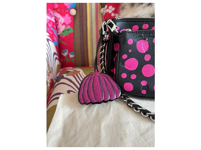 Multi Pochette Louis Vuitton x Yayoi Kusama Multi-Pochette Nero Rosa - vista 5
