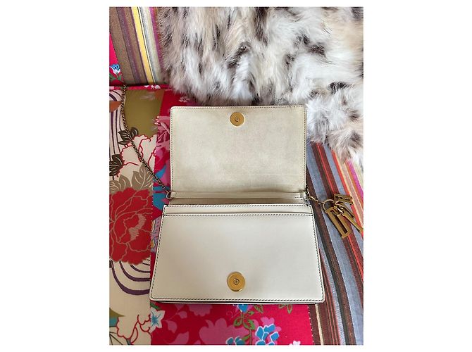 Dior Portafoglio con Catena Studded in pelle Bianco Crudo Bianco sporco Gold hardware - vista 8