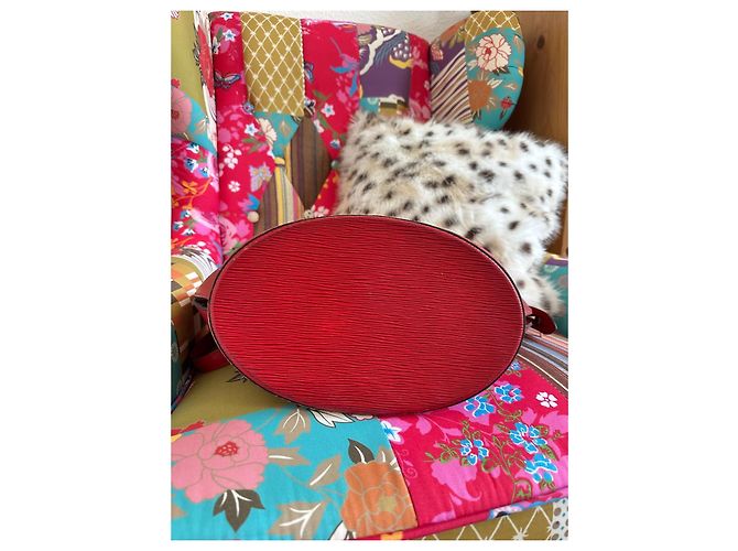 Saint Jacques Borsa Louis Vuitton Saint-Jacques in pelle Epi rossa Rosso - vista 7