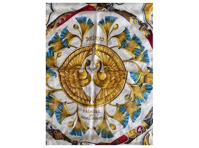 Hermès Sciarpa di Seta Daïmyo Princes du Soleil Levant 90cm Blu navy - vista 3