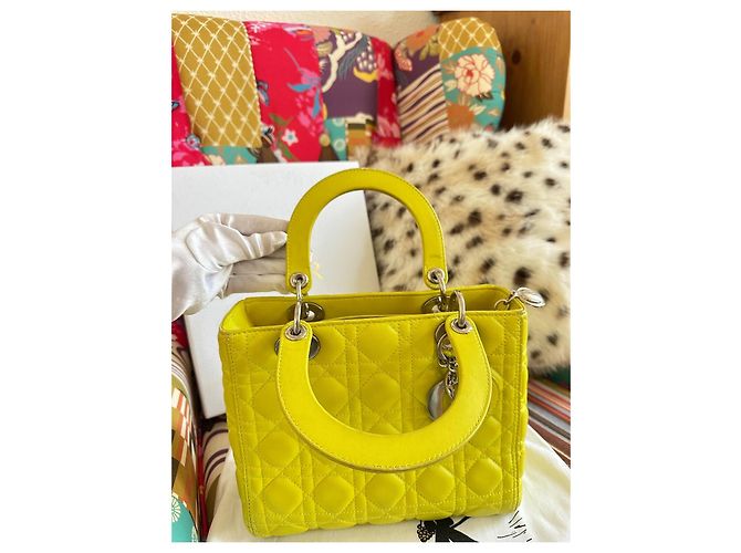 Dior Lady Dior Medium Borsa a Mano - Pelle Giallo Anice Verde chiaro - vista 15