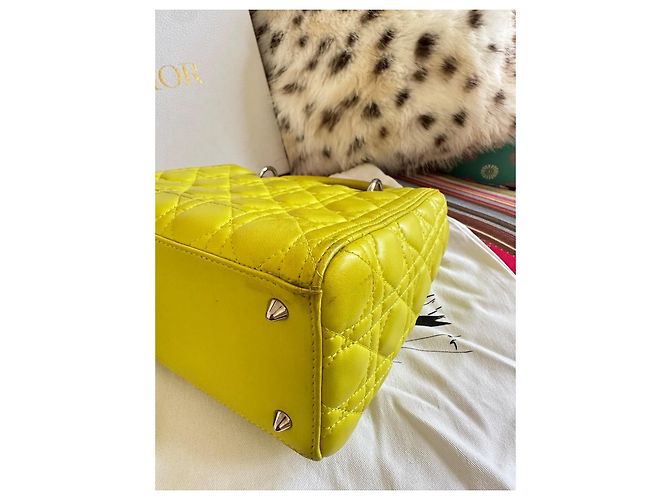 Dior Lady Dior Medium Borsa a Mano - Pelle Giallo Anice Verde chiaro - vista 19