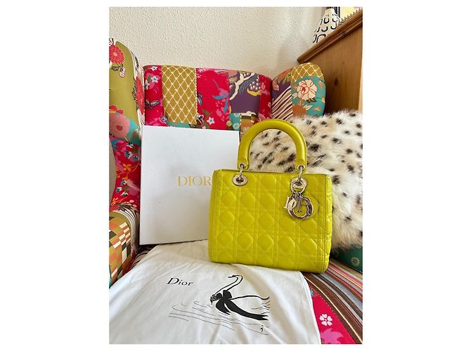 Dior Lady Dior Medium Borsa a Mano - Pelle Giallo Anice Verde chiaro - vista 2