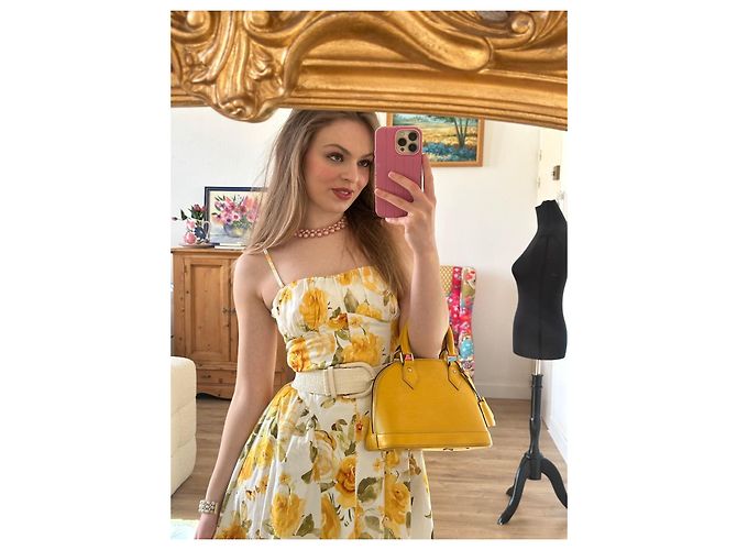 Borsa Louis Vuitton Alma BB in pelle Epi gialla Giallo - vista 14