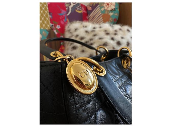 Dior Lady Dior Medium Borsa in pelle d'agnello nera Nero - vista 14